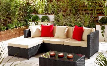 Choosing garden furniture the right way
